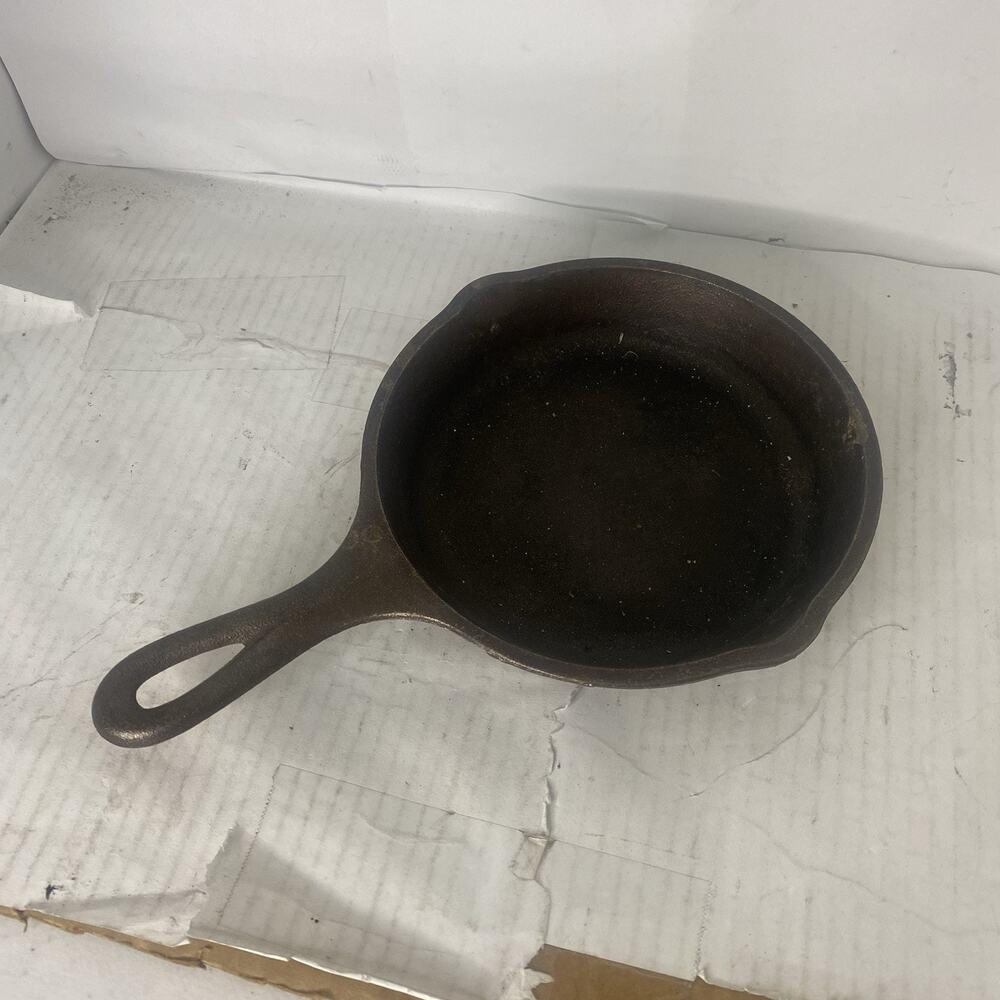 Vintage Lodge Cast Iron Skillet 3SK 6.5" Made In USA